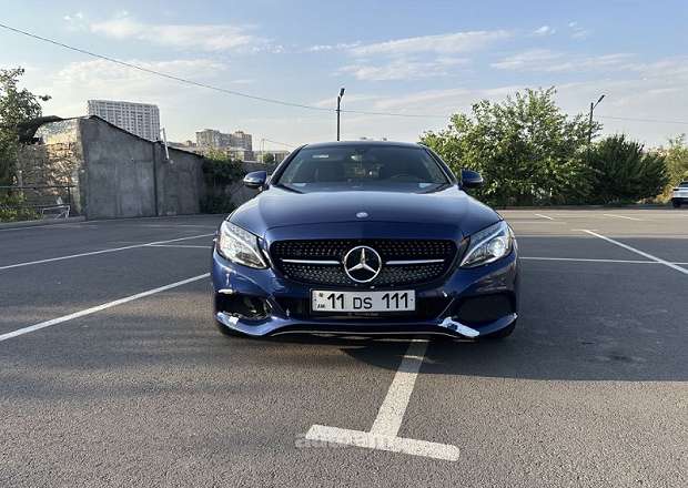 Mercedes-Benz C 300