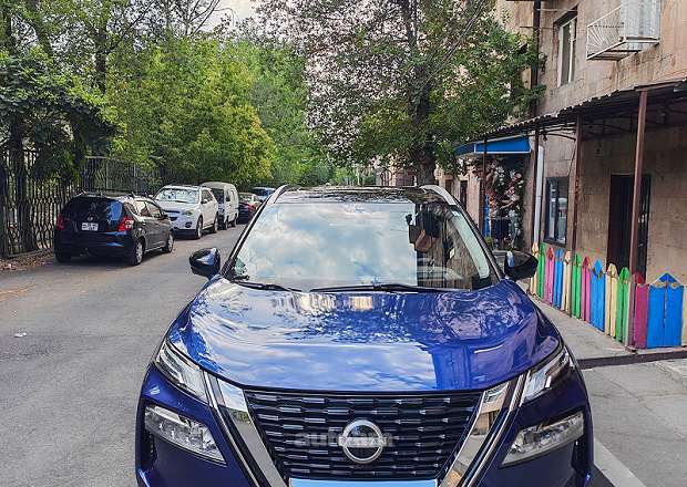Nissan Rogue 2022 — լուսանկար 1