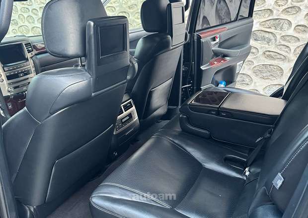 Lexus LX 570