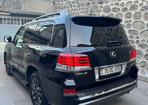Lexus LX 570