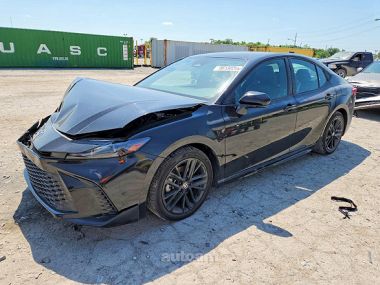Toyota Camry  2024 