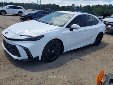 Toyota Camry  2025 