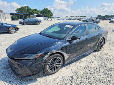 Toyota Camry  2025 