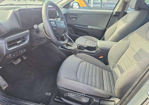 Kia K4