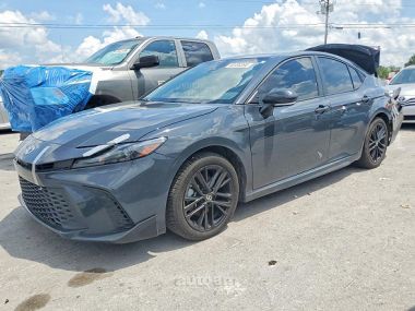 Toyota Camry  2024 