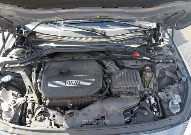 BMW 228