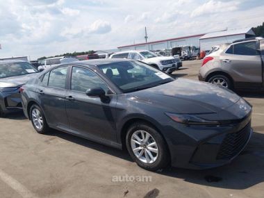 Toyota Camry  2025 