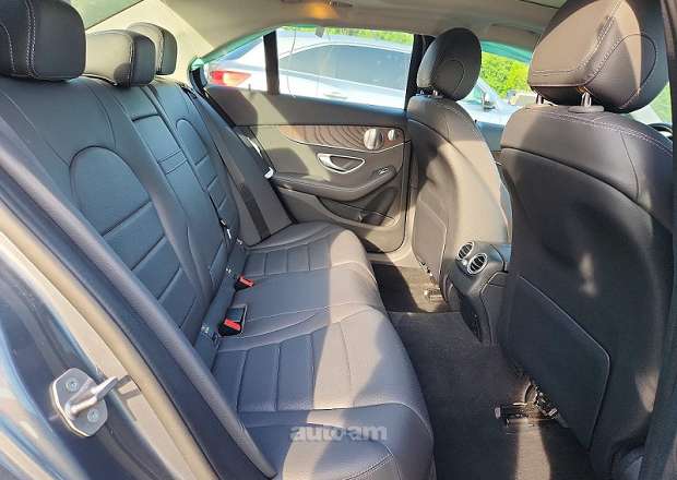 Mercedes-Benz C 300