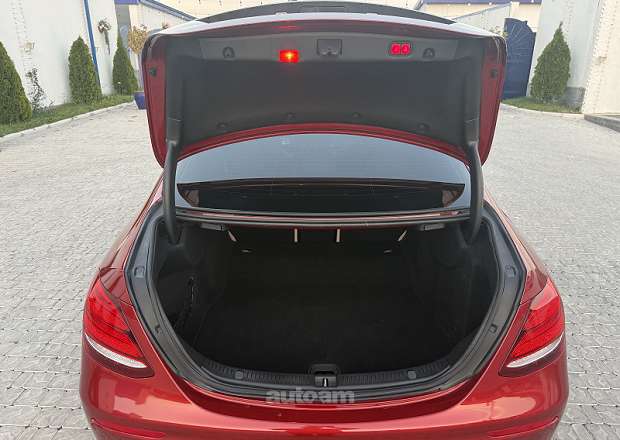 Mercedes-Benz E 350 2020 — լուսանկար 10