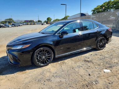 Toyota Camry  2024 