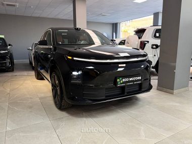 Lixiang Li L6  2026 
