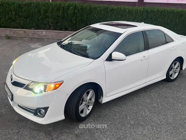 Toyota Camry  2013 