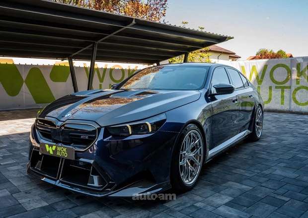 BMW M5