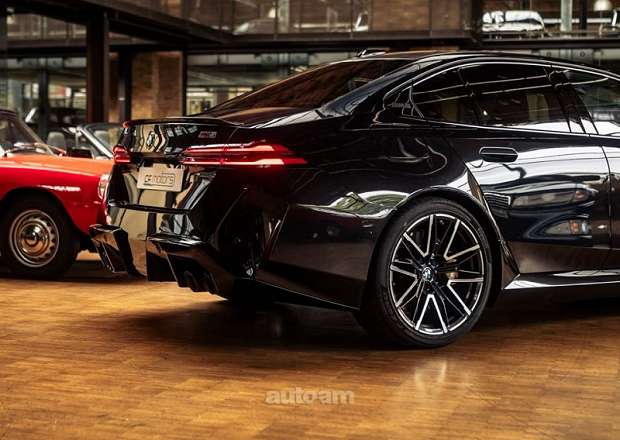 BMW M5