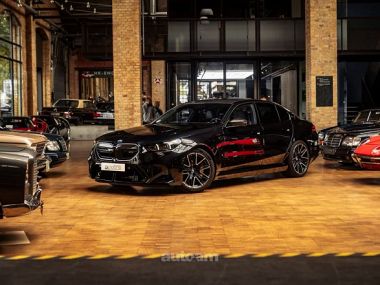 BMW M5  2025 