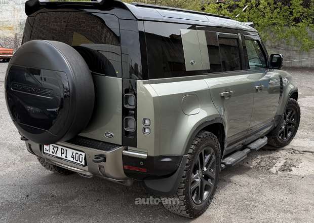 Land Rover Defender