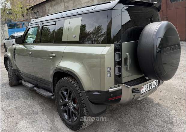Land Rover Defender