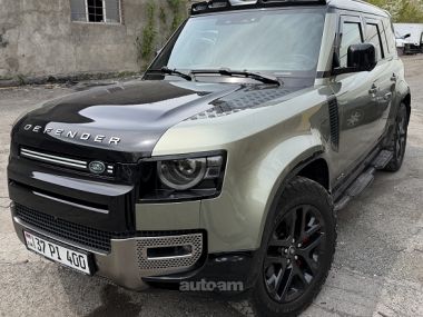 Land Rover Defender  2021 