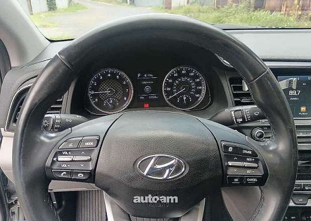 Hyundai Elantra 2019 — լուսանկար 6