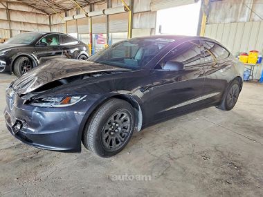 Tesla Model 3  2025 