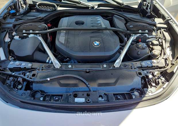 BMW 740