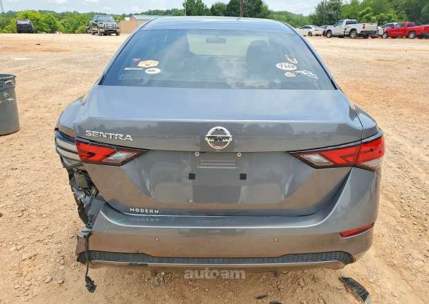 Nissan Sentra