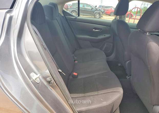 Nissan Sentra