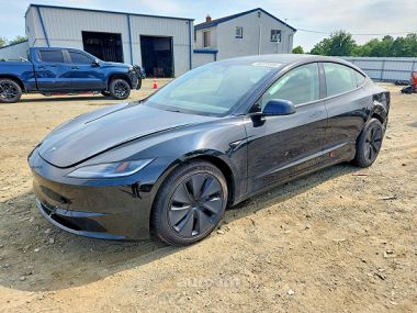 Tesla Model 3  2025 