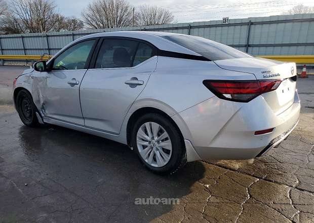 Nissan Sentra