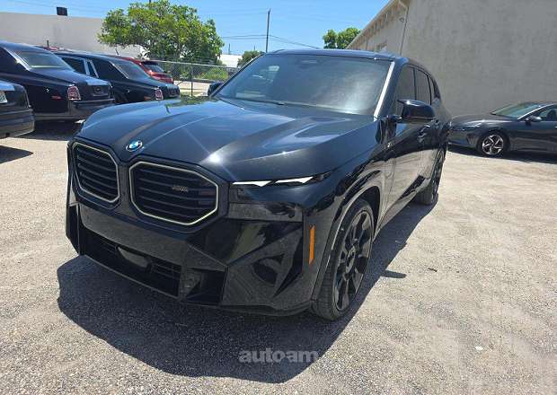 BMW XM
