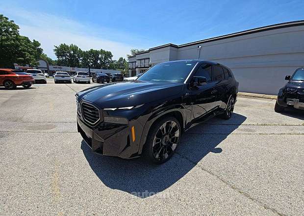 BMW XM