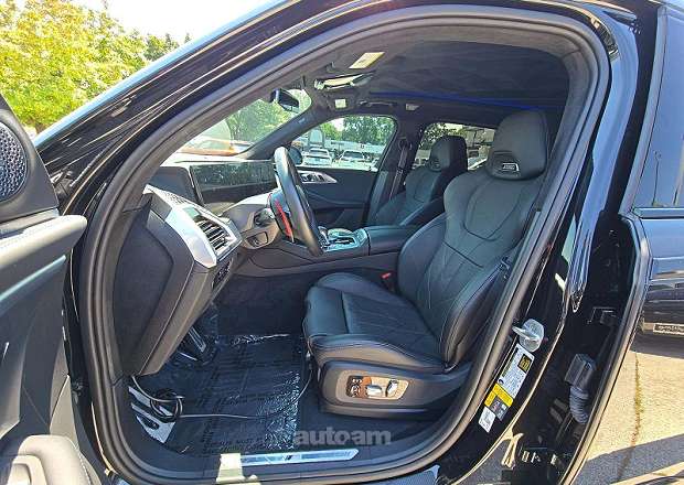 BMW XM