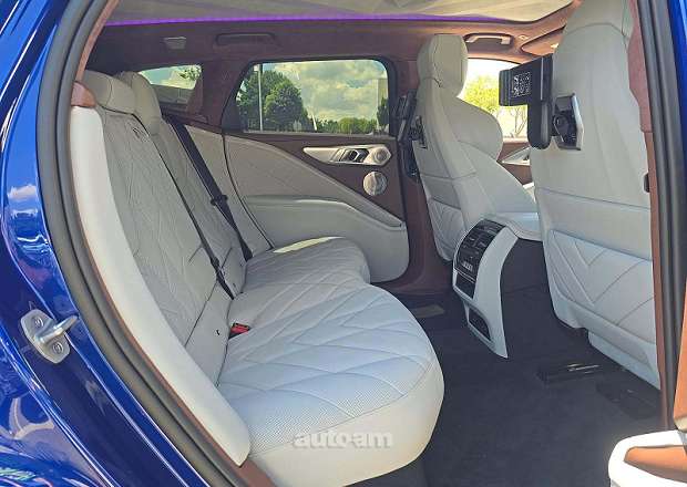 BMW XM