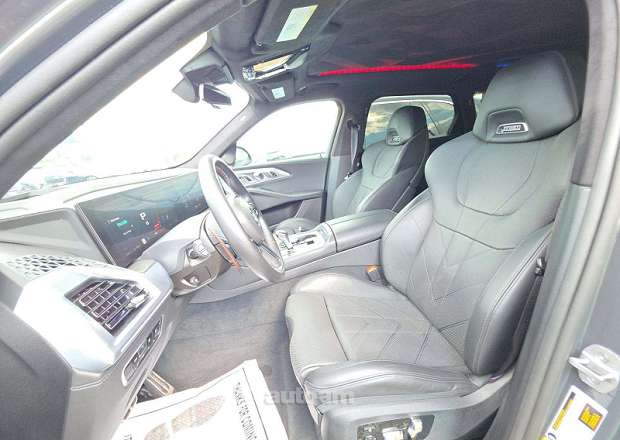 BMW XM