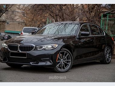 BMW 330  2020 