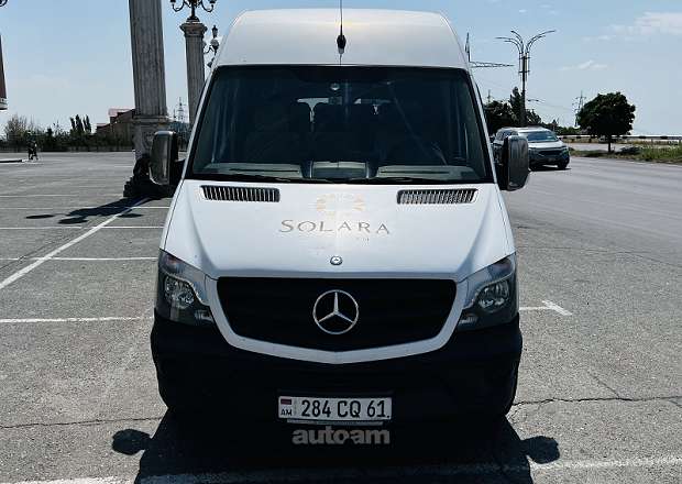 Mercedes-Benz 320 2009 — լուսանկար 1