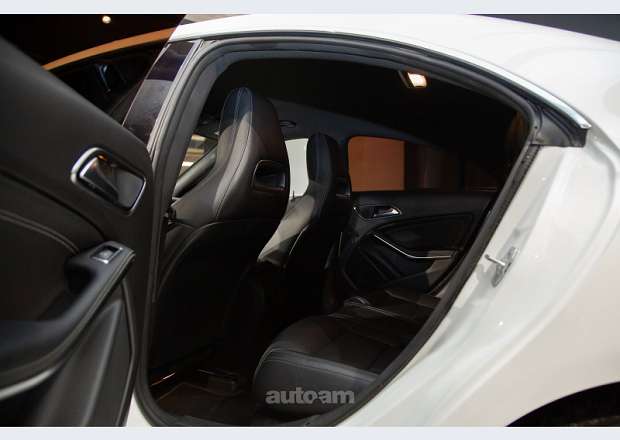 Mercedes-Benz CLA 250