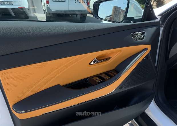 Changan Deepal SL03
