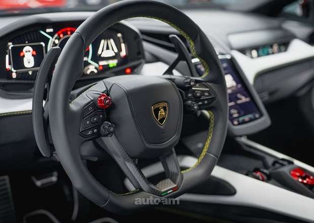 Lamborghini Revuelto