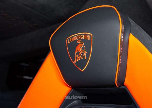Lamborghini Revuelto