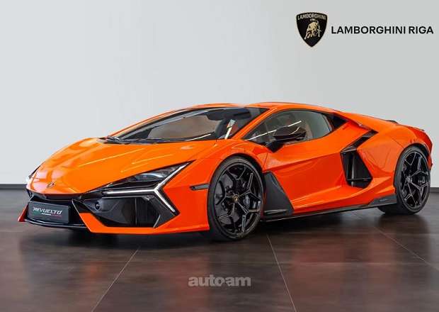 Lamborghini Revuelto