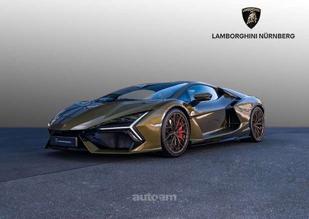 Lamborghini Revuelto