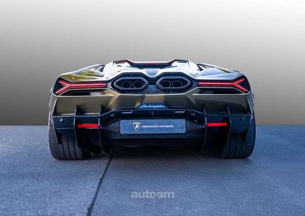 Lamborghini Revuelto