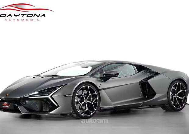Lamborghini Revuelto