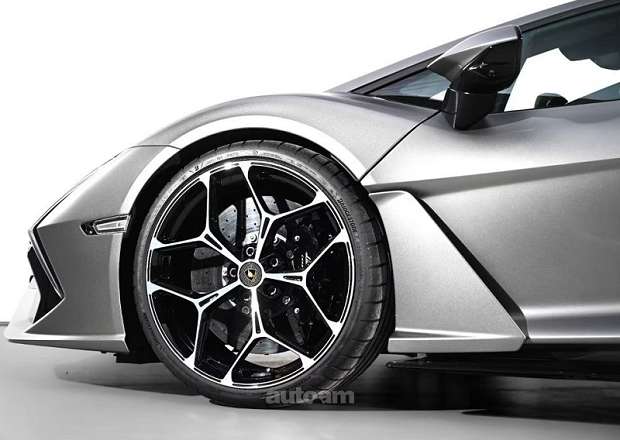 Lamborghini Revuelto