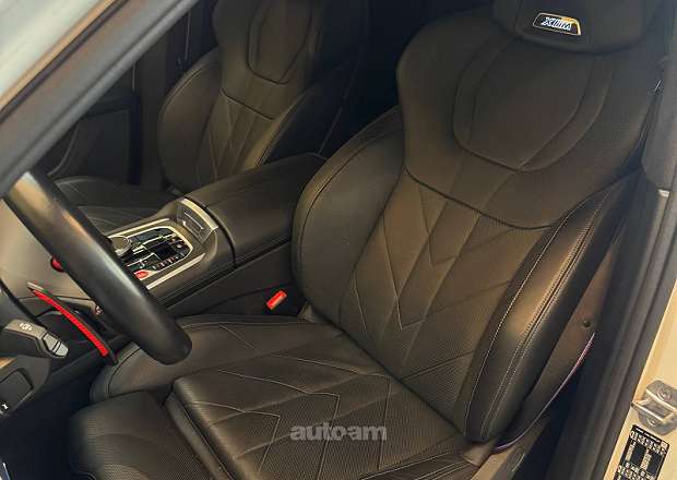 BMW XM