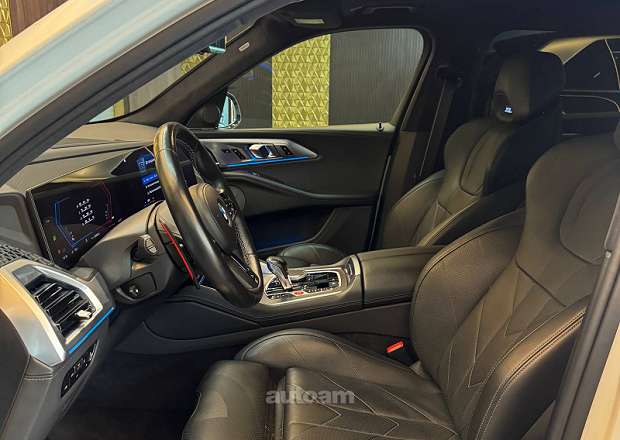 BMW XM