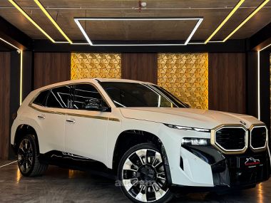 BMW XM  2023 