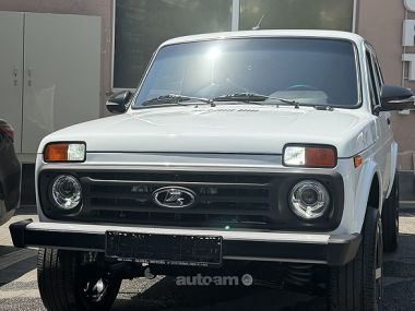 VAZ (Lada) 2121 NIVA (4x4)  2011 