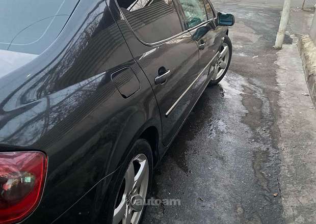 Peugeot 407